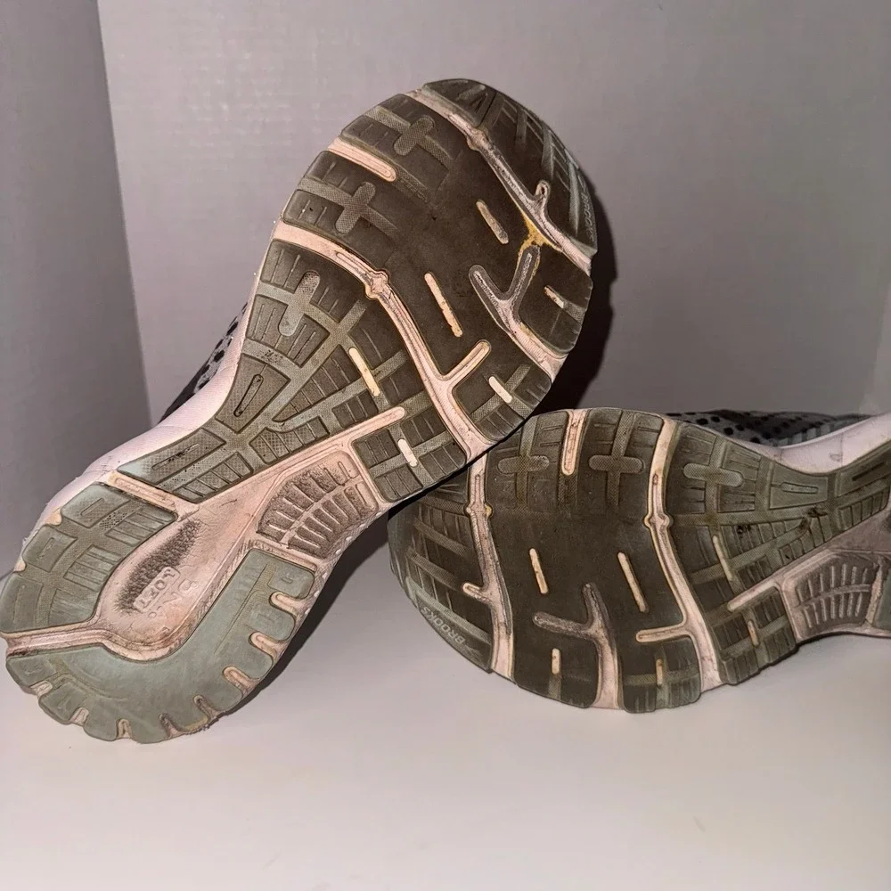 Brooks Running‎ Sneakers - Womens - Picture 8 of 12